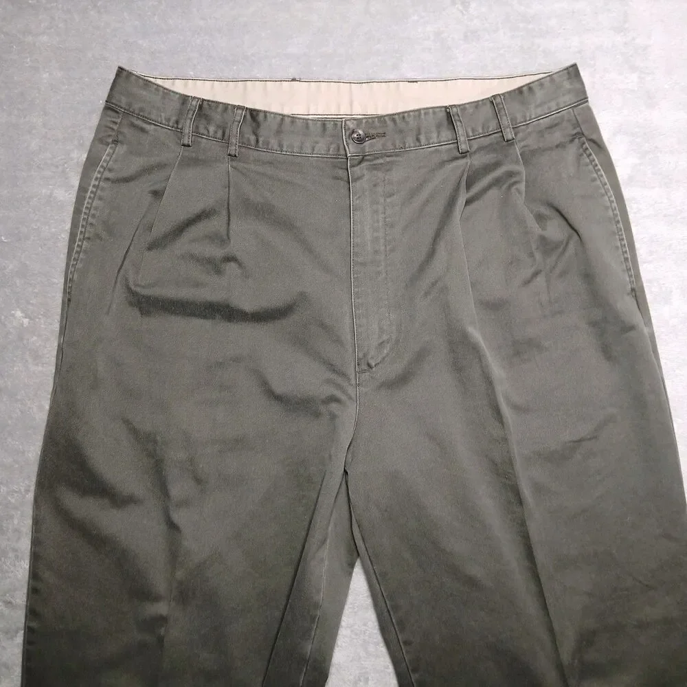 Banana Republic Mens Tag 38x32 Measures 38x30 Olive Green Pleated Chino Pants